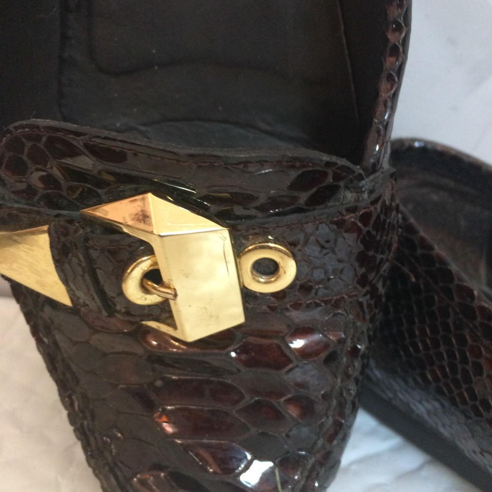 Stuart Weitzman Embossed Patent Leather Flats - image 5